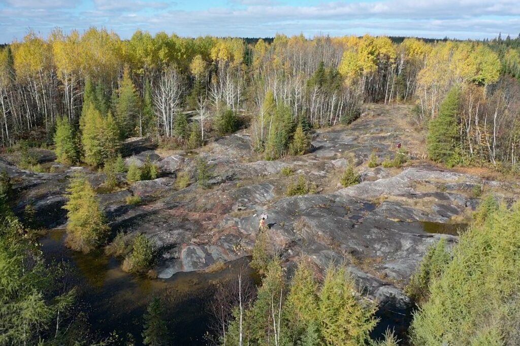 Northern Ontario outcrop showcasing early-stage gold discovery potential at E2Gold site